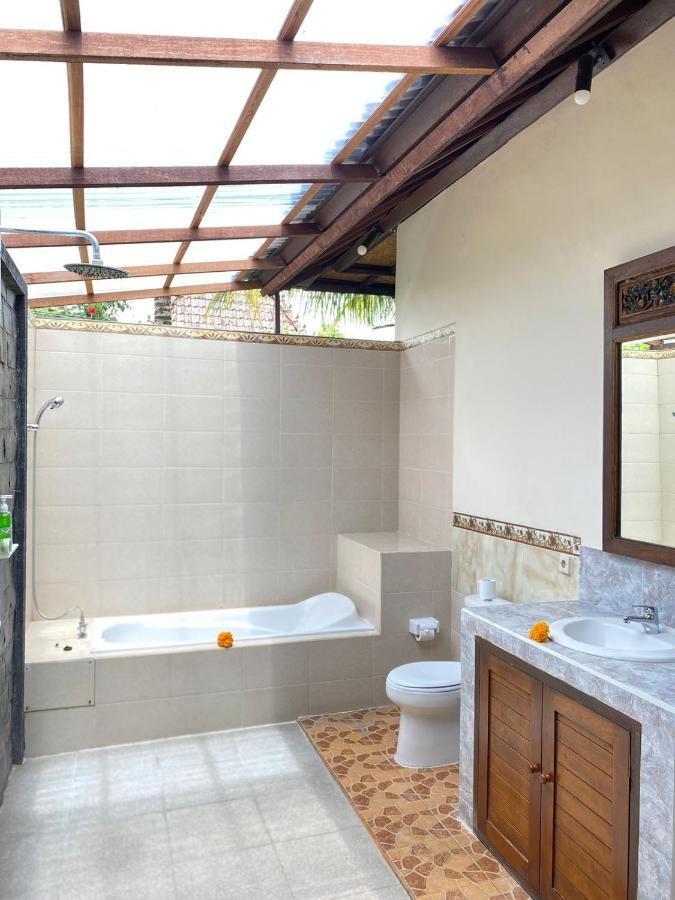فيلا أوبودفي Wita House المظهر الخارجي الصورة